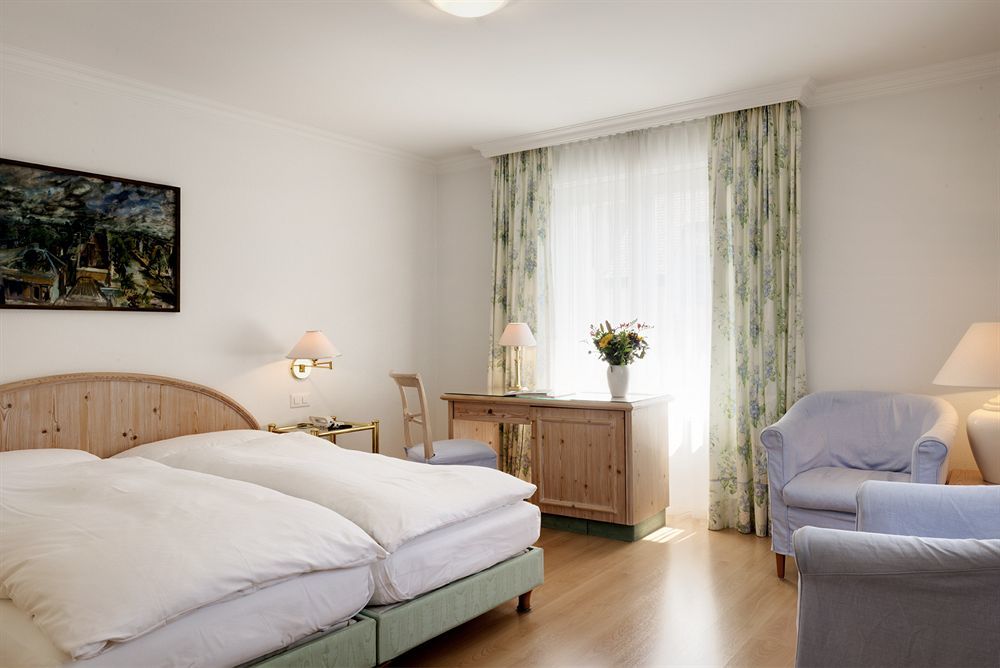Kunsthotel Linde Garni Айнзиделн Екстериор снимка