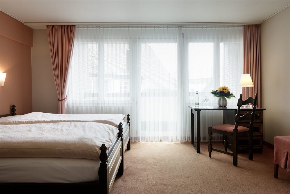 Kunsthotel Linde Garni Айнзиделн Екстериор снимка