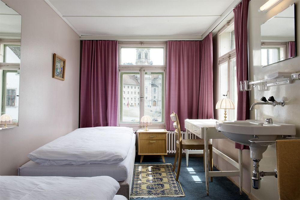 Kunsthotel Linde Garni Айнзиделн Екстериор снимка