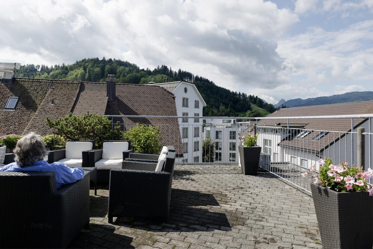 Kunsthotel Linde Garni Айнзиделн Екстериор снимка