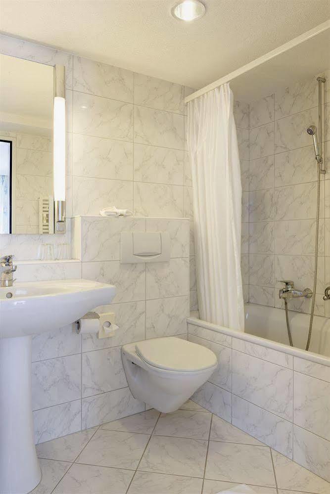 Kunsthotel Linde Garni Айнзиделн Екстериор снимка